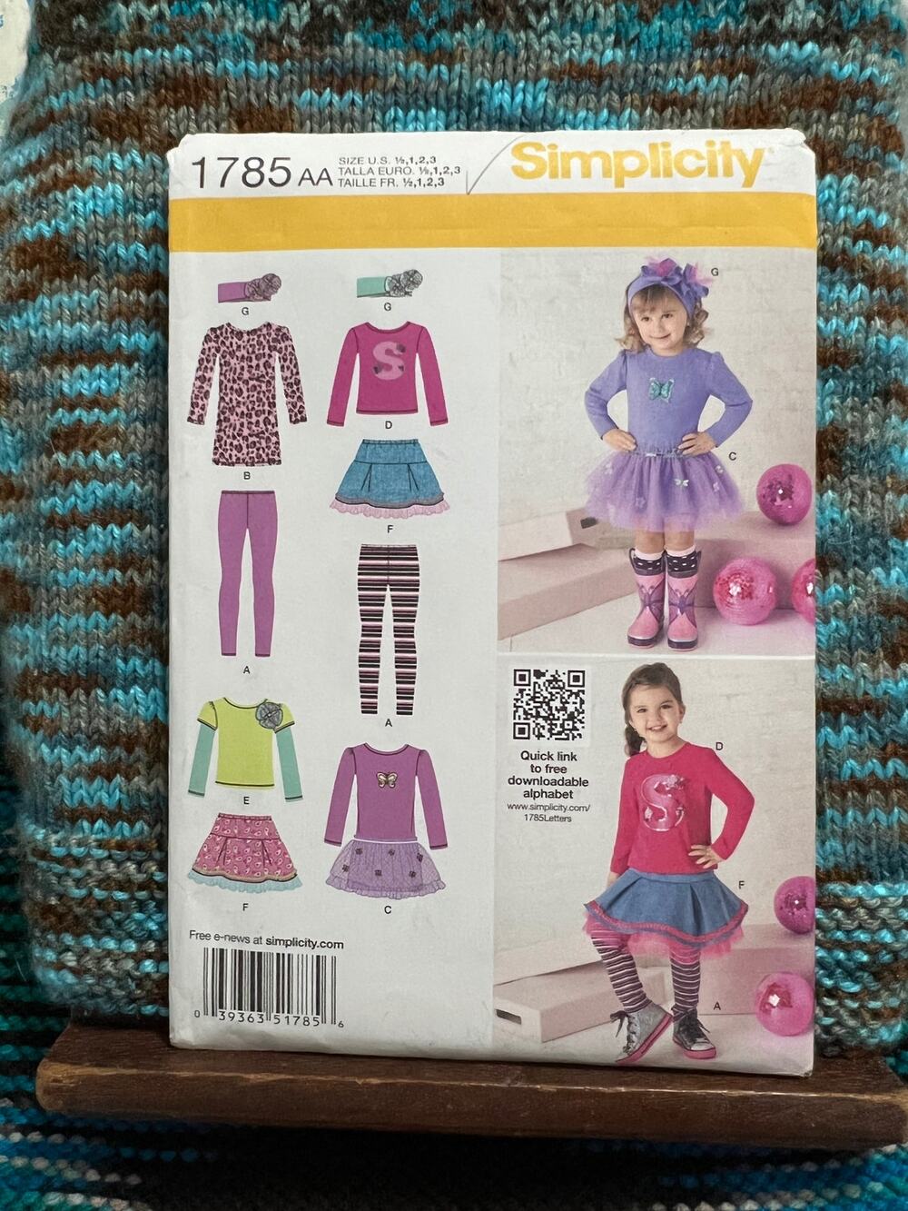 Simplicity 1785 Pattern skit top leggings size 1/2 1 2 3